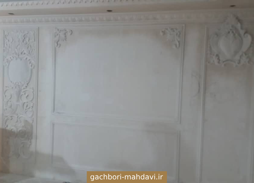 گچبری دیوار ساده و شیک - gachbori-mahdavi
